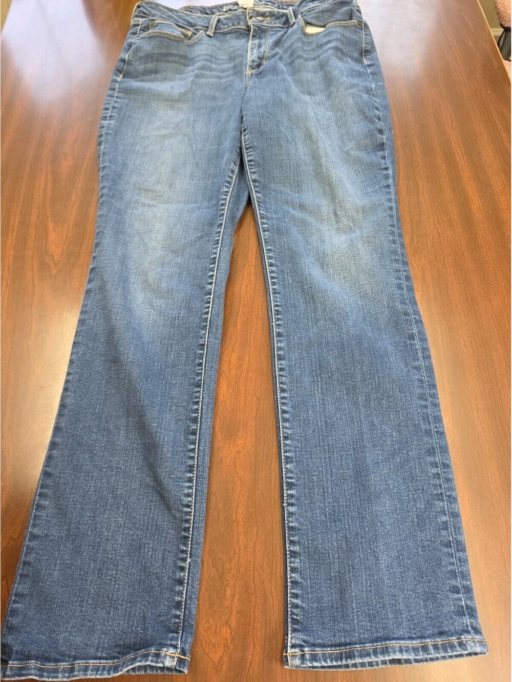 Eddie Bauer Jeans Size 12 Curvy Straight Blue Stretch Denim Casual Everyday